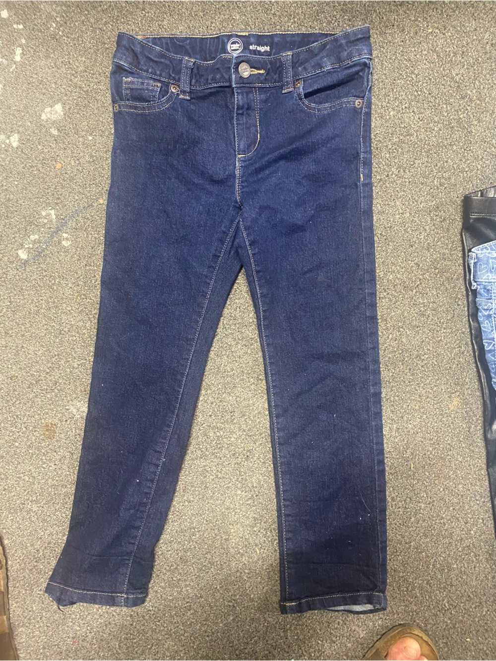 girls 6/7 “bottoms” lot includes cloth shorts, jean skirt, jeans, and more